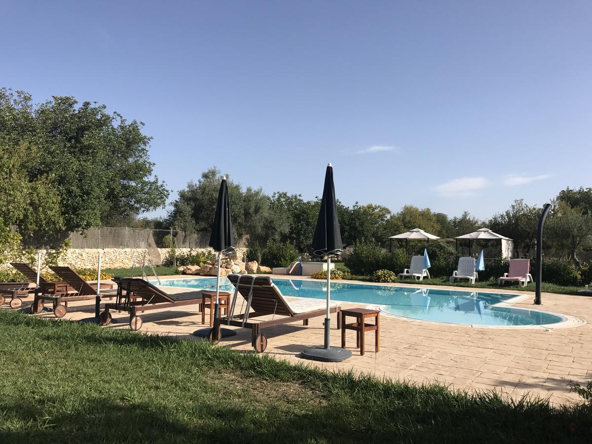 Abbraccio Del Carrubo Bed & Breakfast Scicli Bagian luar foto